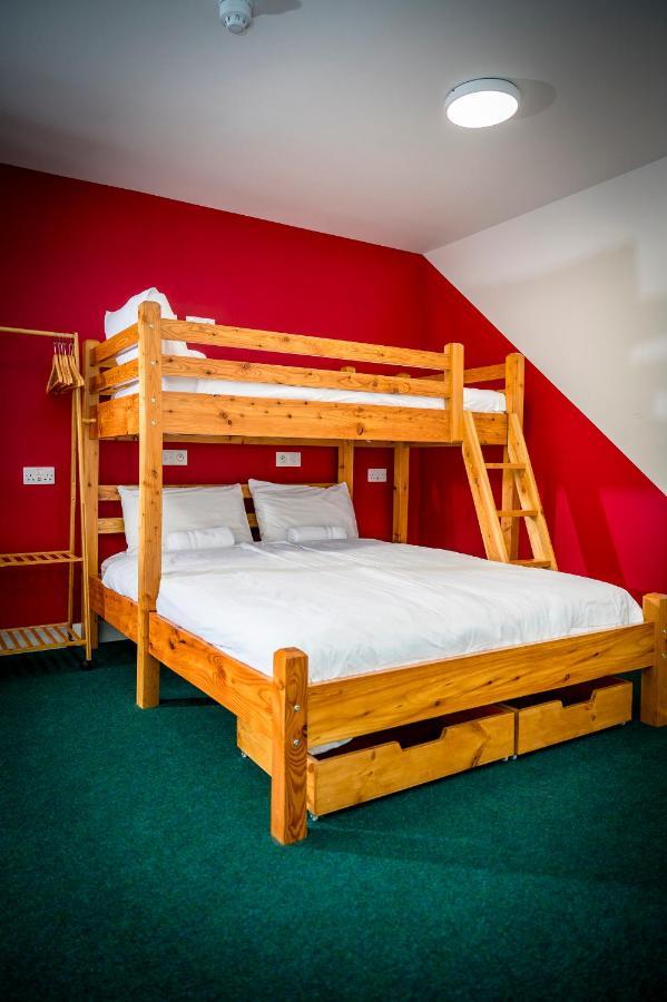 Loch Ness Bunk Inn Drumnadrochit Zewnętrze zdjęcie
